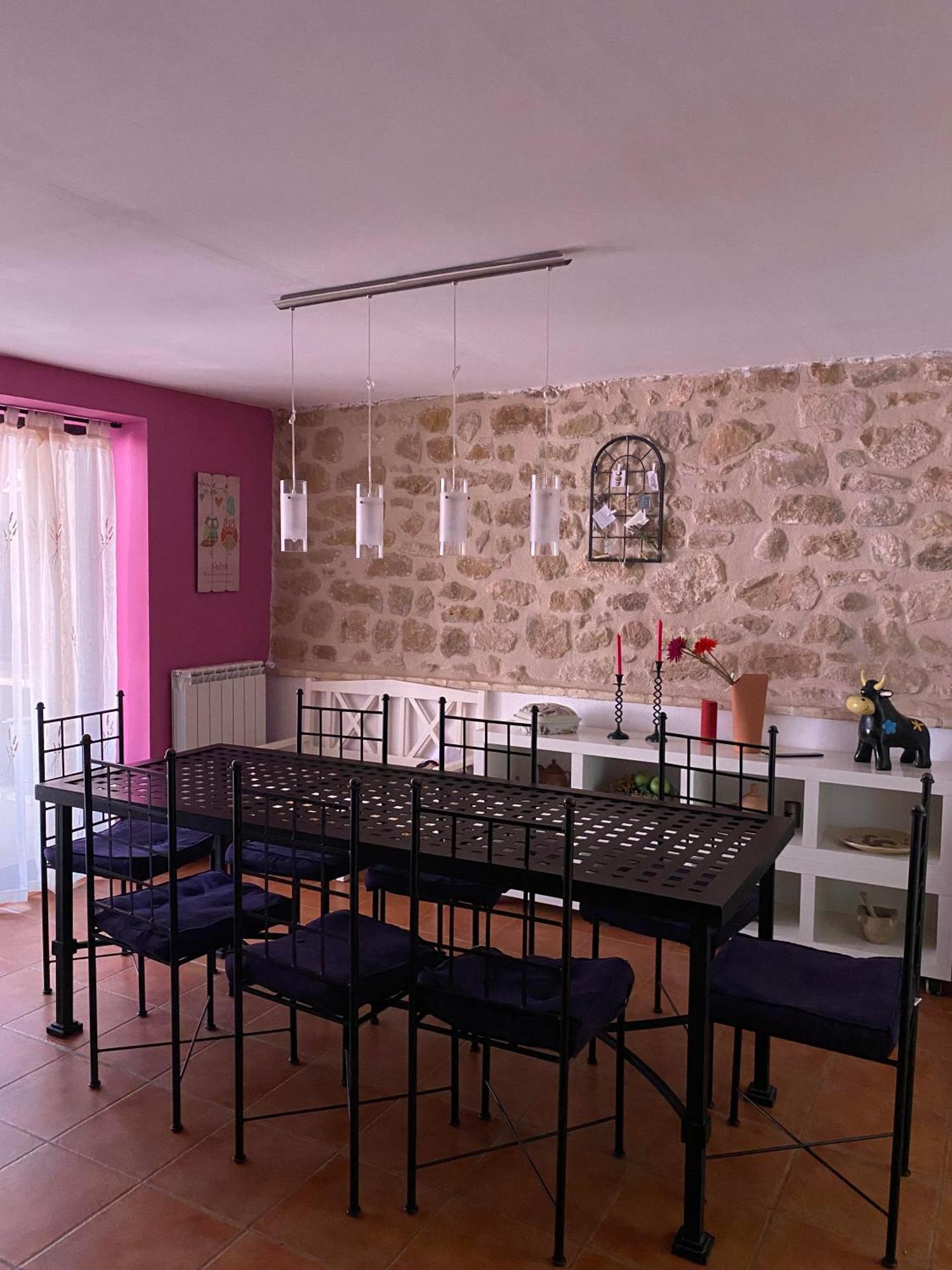 Cal Bondia Holiday home
